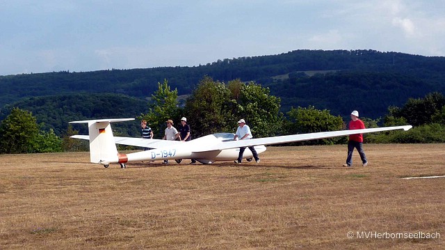 e 8 Zum Start mit Muskelkraft